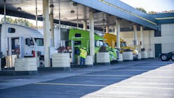 Diesel prices rise while gas prices fall: Weekly update on fuel trends Diesel prices rise while gas prices fall: Weekly update on fuel trends