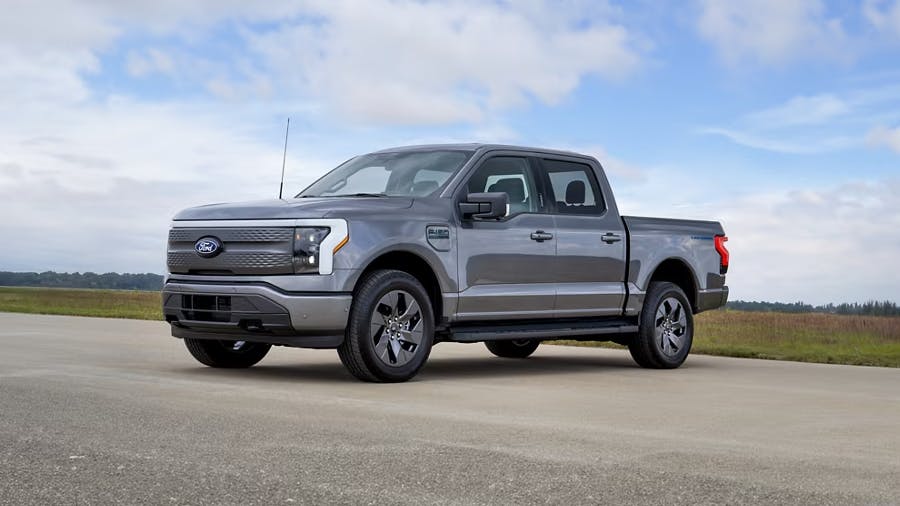 A battery short circuit increases the risk of a fire.