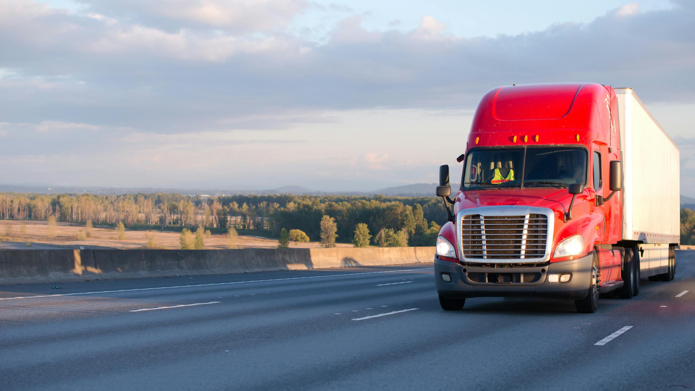 Maximize fleet efficiency: the crucial role of lubrication in reducing fuel costs and emissions