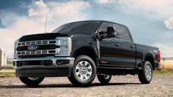 A window that does not automatically reverse when an obstruction is encountered increases the risk of injury. A window that does not automatically reverse when an obstruction is encountered increases the risk of injury.