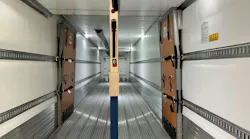 Utility's CenterSeal option now is compatible with Cargobull TRUs for multi-temp operation on 3000R reefer trailers.