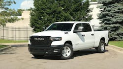 An incorrect tire pressure message may result in improperly inflated tires, increasing the risk of a crash. An incorrect tire pressure message may result in improperly inflated tires, increasing the risk of a crash.