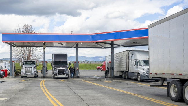Nationwide diesel prices decline steadily, while gasoline rates see slight increase amid economic concerns