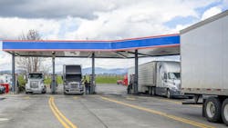 Nationwide diesel prices decline steadily, while gasoline rates see slight increase amid economic concerns Nationwide diesel prices decline steadily, while gasoline rates see slight increase amid economic concerns