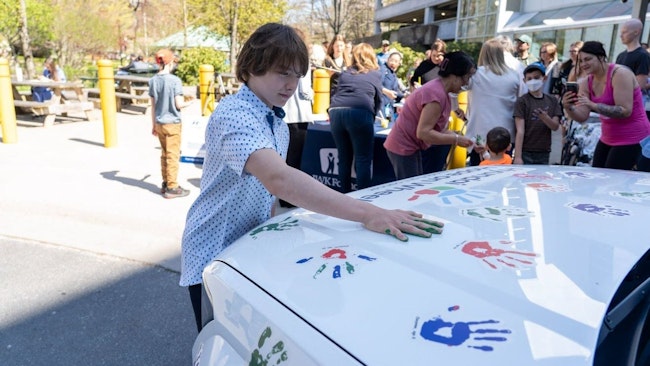 The Handprint Ceremony is a signature event of Hyundai Hope on Wheels, inviting children and families impacted by cancer to leave their handprints on the Hyundai Hope car, symbolizing the shared strength and resilience in the fight against paediatric cancer.
