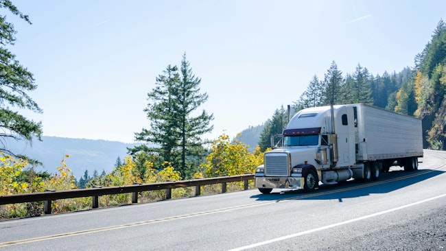 June truckload volumes were positive year over year, DAT reported. The van TVI was 4% higher than in June 2024; the reefer TVI increased 10%; and the flatbed TVI rose 12% compared to a year ago.