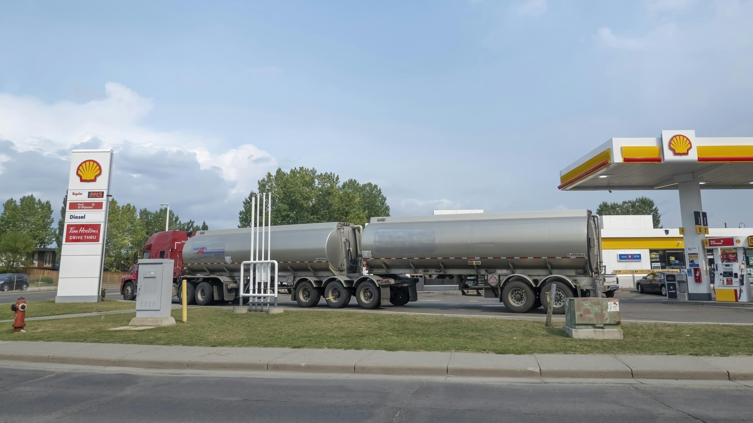 687fd0ca02d75adc5f7c8824 Dreamstime L 286386118