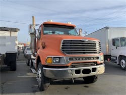 A 2007 Sterling LT9500 A 2007 Sterling LT9500