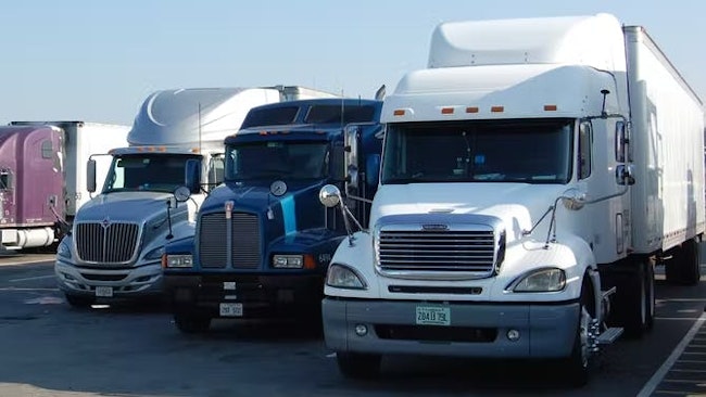 68c042a5ba8c7fb390b05c70 Trucks Cr Fo