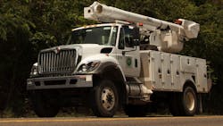 Altec models’ exhaust may overheat outrigger pad Altec models’ exhaust may overheat outrigger pad