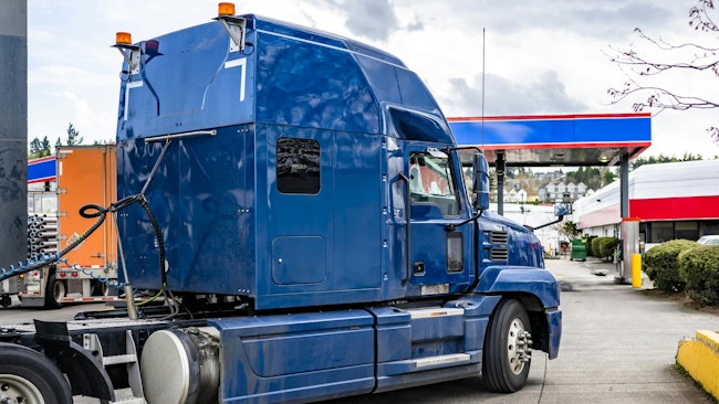 Diesel and gas prices continue to drop, easing operational costs for fleets nationwide