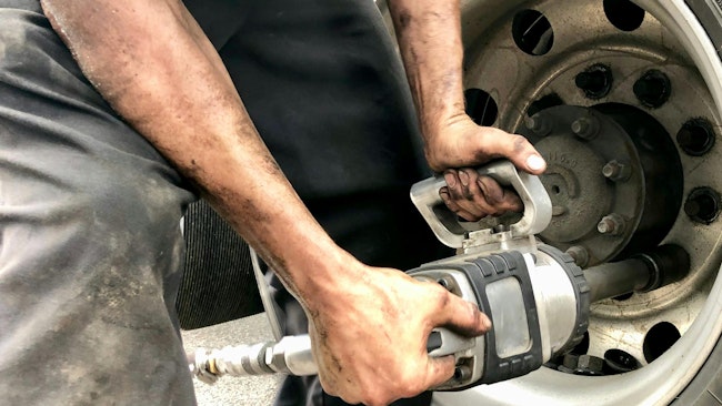 Key factors affecting safety when lifting commercial motor vehicles for tire service