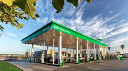 Trucking Efficiency Roundup: Clean Energy, Bendix, Workhorse advance sustainability across CV operations