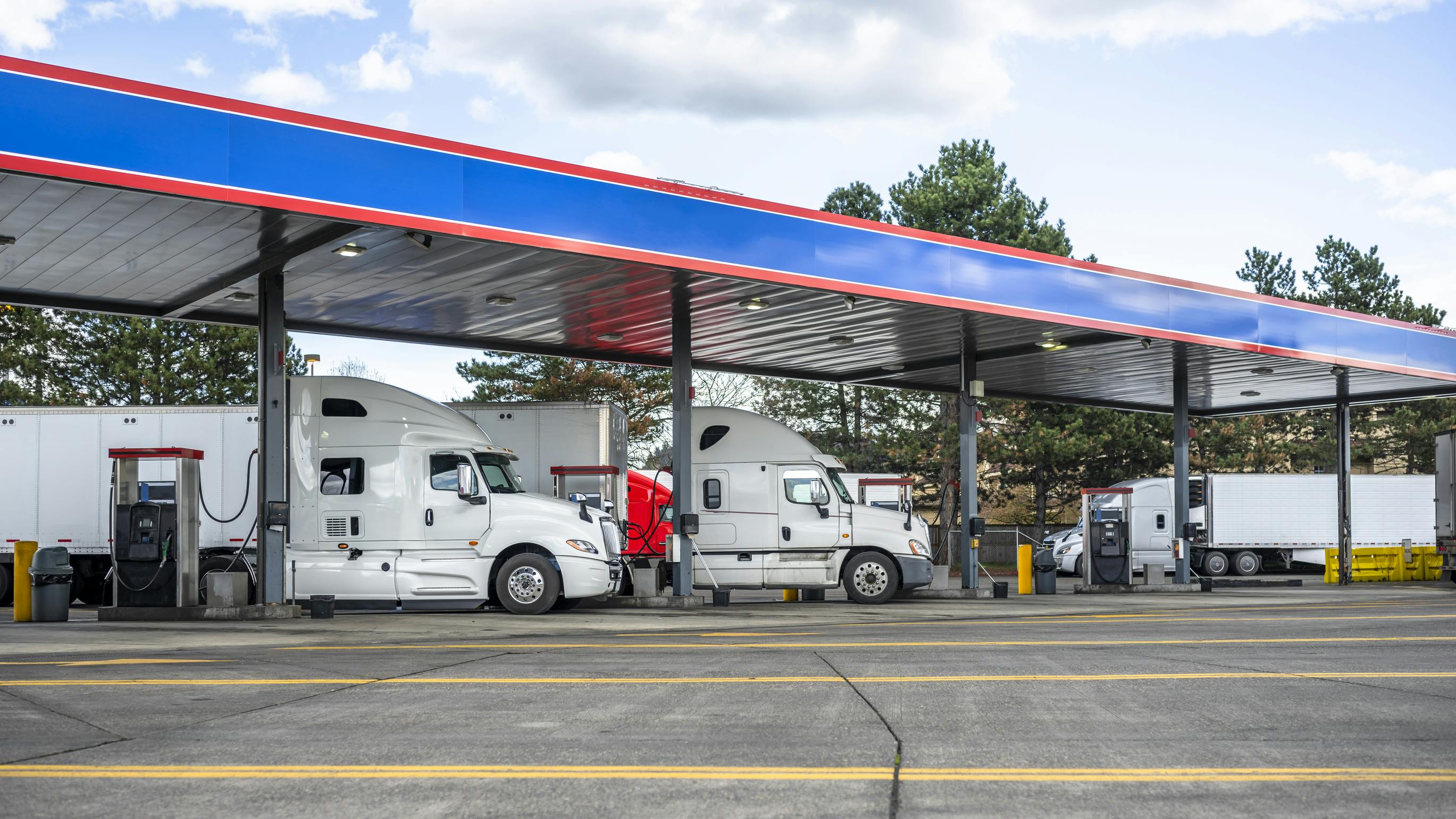 Diesel rises across most regions while gas slips for fleets this week