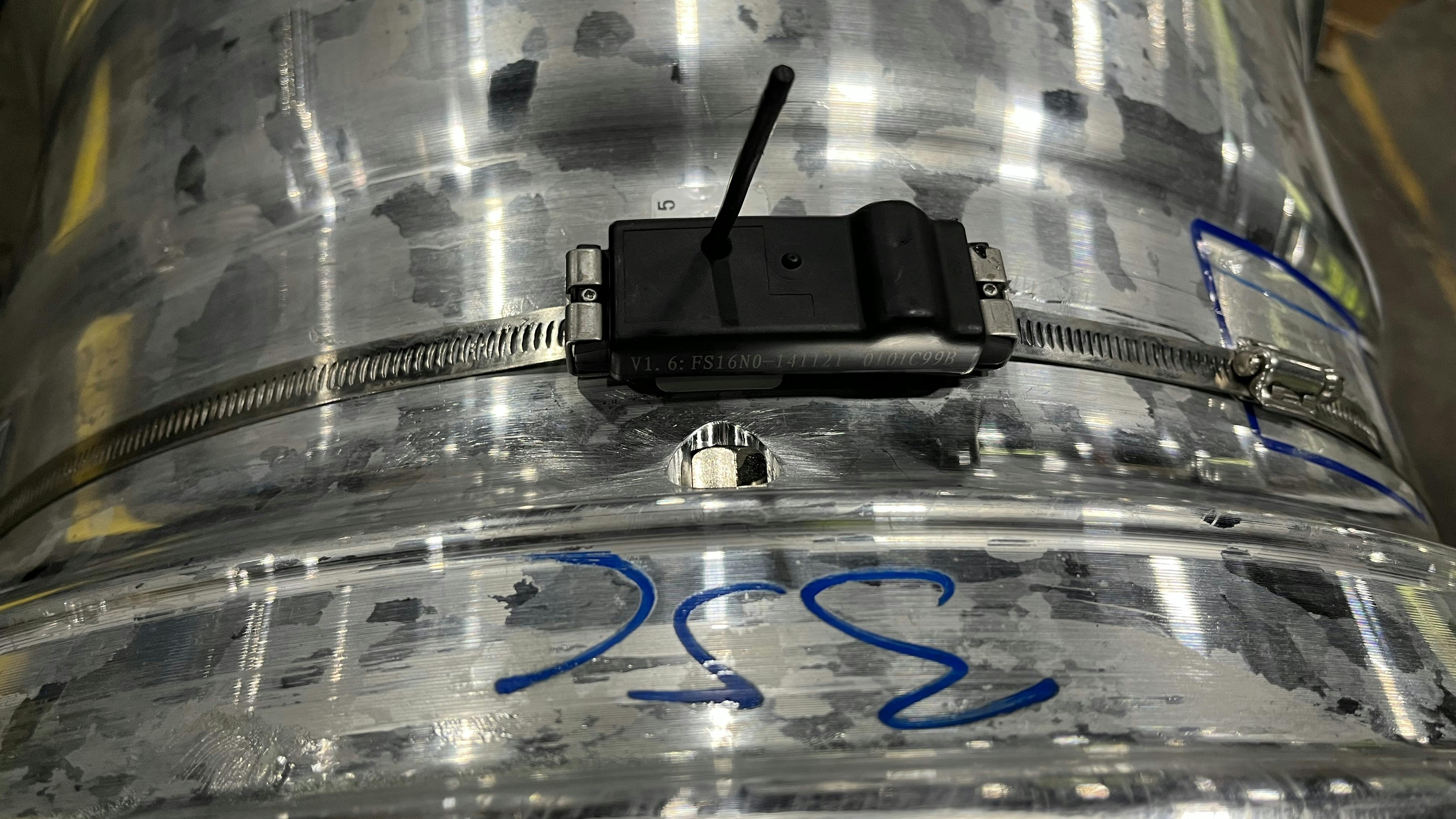 Why band-mounted TPMS keeps failing fleets