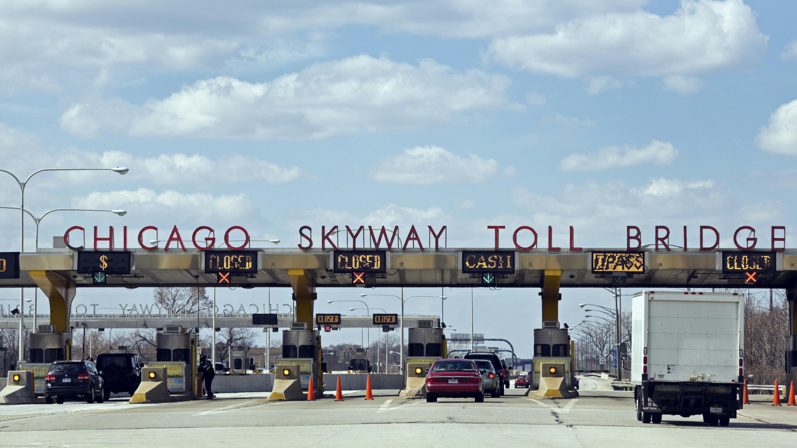 How to manage toll violations in a growing fleet efficiently