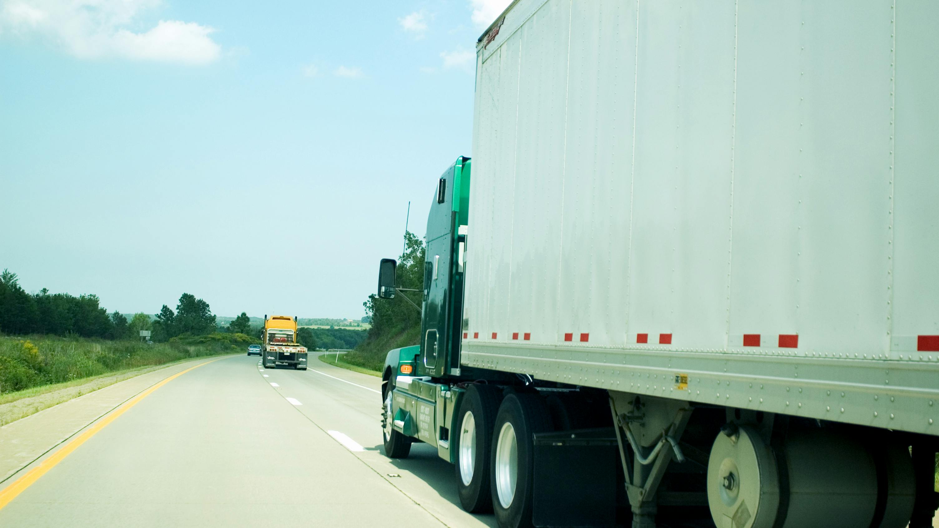 FMCSA delists five electronic logging devices for failing federal requirements
