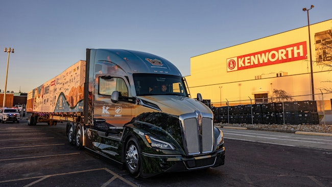 Kenworth T680 transporting 2025 U.S. Capitol Christmas Tree returns to Chillicothe plant