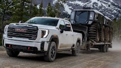 GMC said that the Sierra 2500 and 3500 vehicles have best-in-class HD cargo bed volume and that the bed height makes for easy “lift-in” loading. GMC said that the Sierra 2500 and 3500 vehicles have best-in-class HD cargo bed volume and that the bed height makes for easy “lift-in” loading.