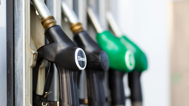 Diesel and gasoline prices drop as winter approaches, easing costs for trucking fleets