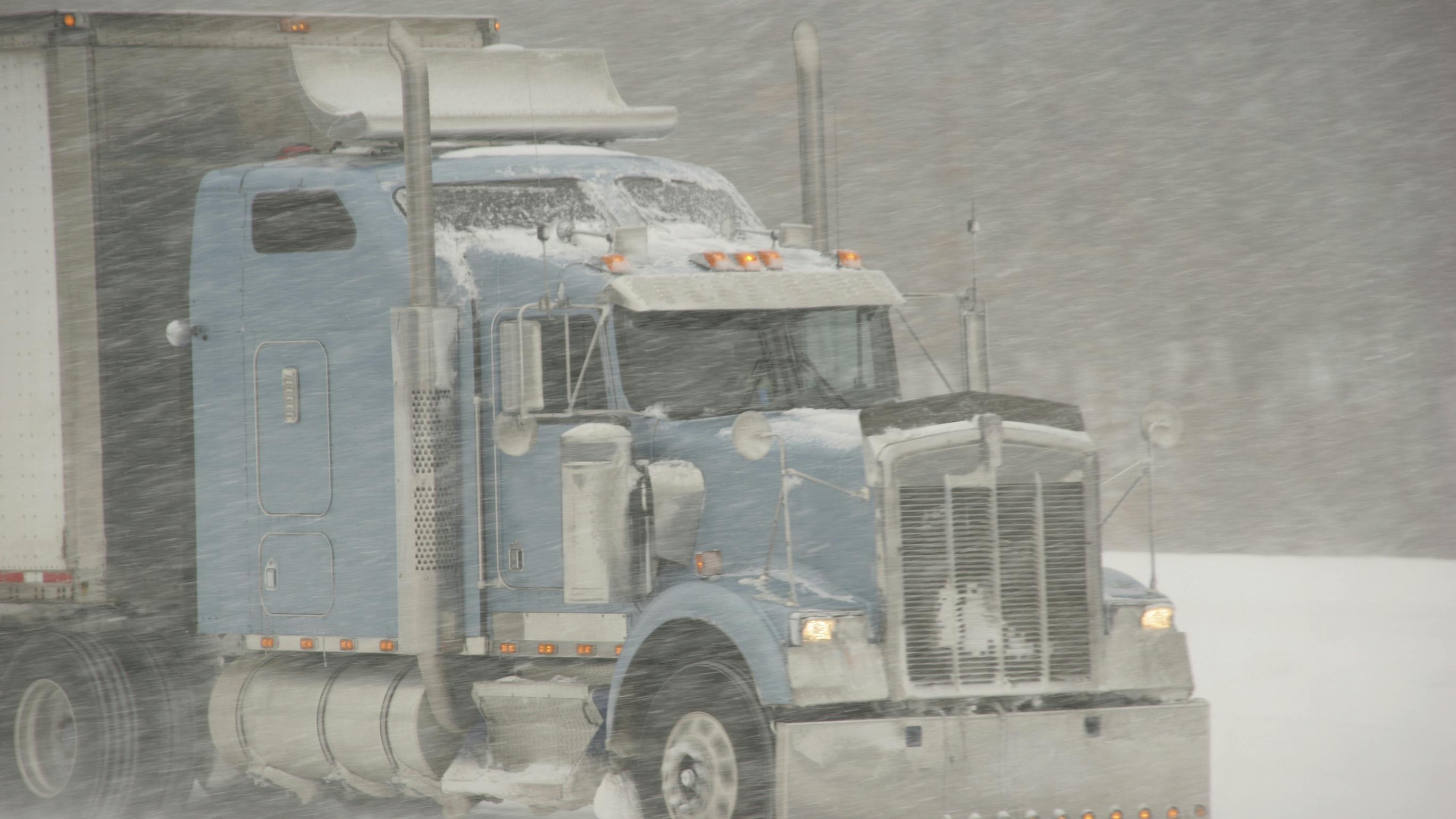 Roeth: a holiday wish list for trucking, from EVs to safer roads and fleet efficiency