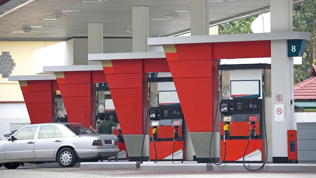 Diesel and gasoline prices show slight declines as 2026 begins