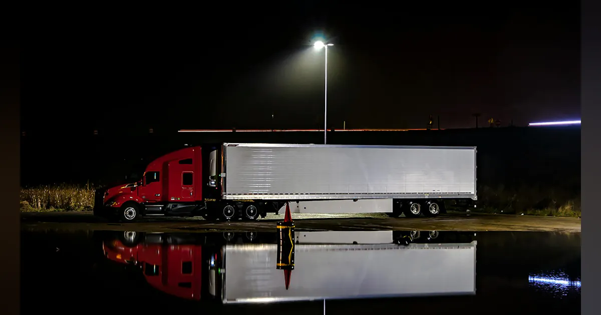 Trucking Capacity Tightens as Freight Market Looks for a 2026 Turnaround