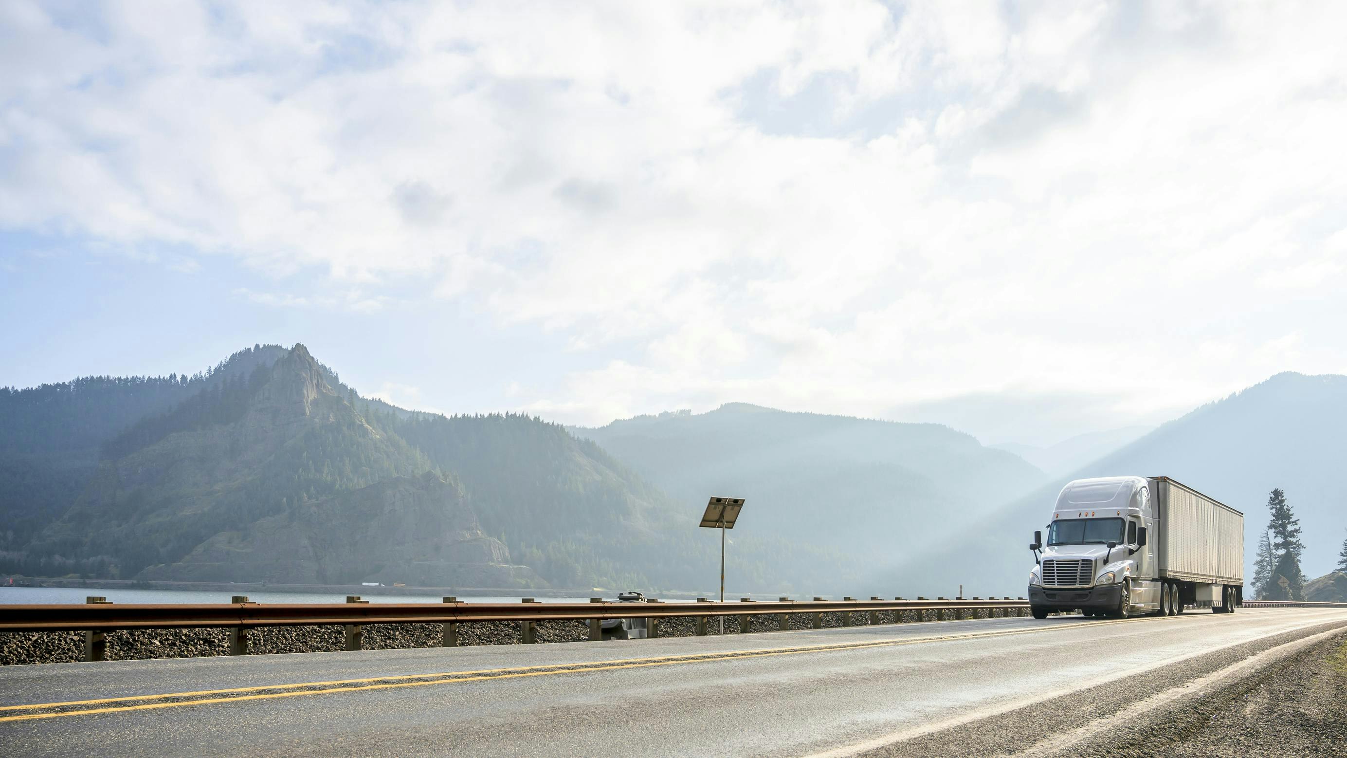 Winter storms drive record spot rate spikes across dry van, reefer, and flatbed markets