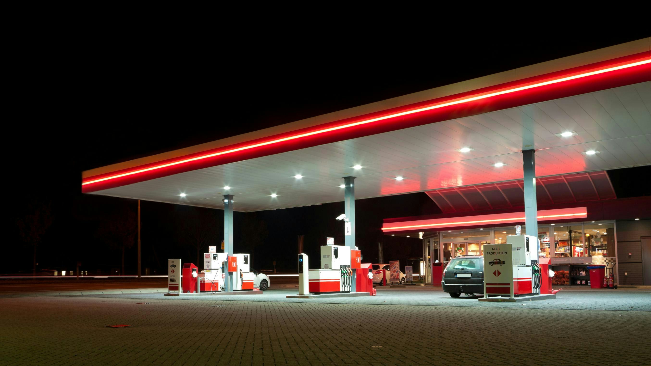 Diesel and gasoline prices rise nationwide as spring approaches