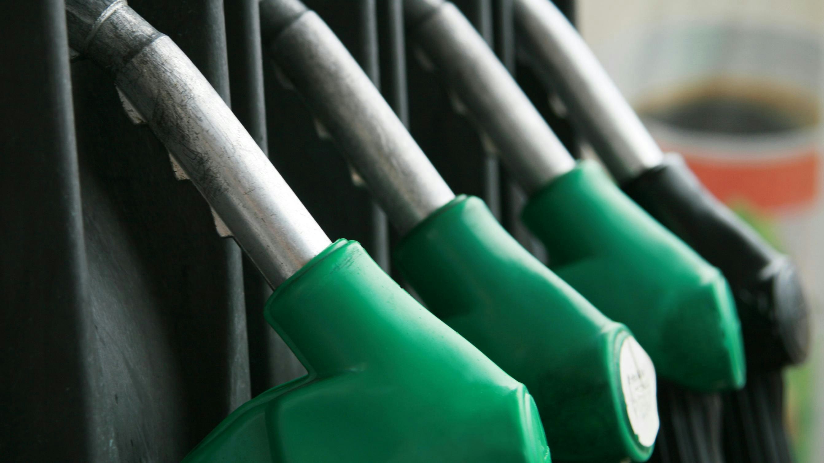 Diesel and gasoline costs climb as summer-blend production begins