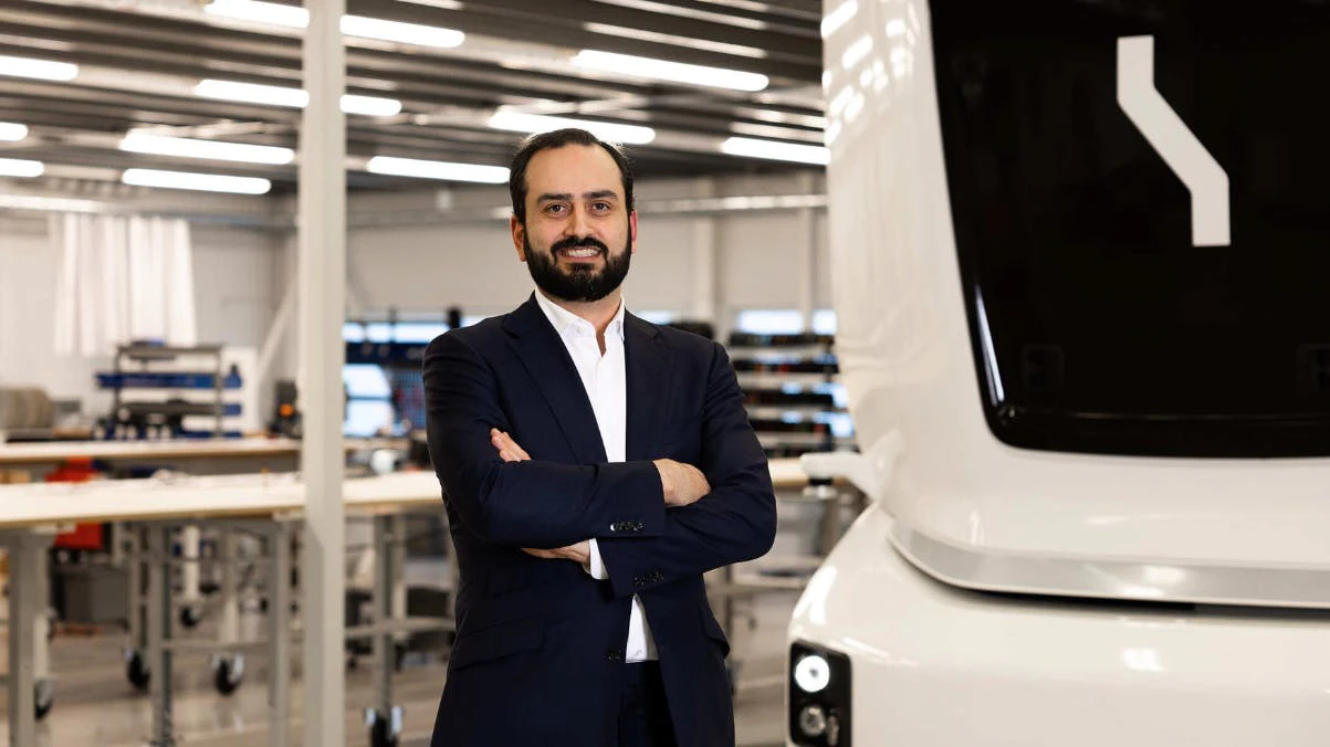 69a76d03bbe478e31d51291d Einride Roozbeh Charli 1