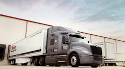 Autonomous International LT with Ryder trailer Autonomous International LT with Ryder trailer