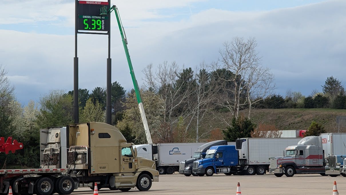 Diesel prices dip slightly as regional fuel costs remain volatile across the U.S.