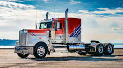 Kenworth introduces limited-edition TourAmerica paint scheme, donates T680 to Freedom 250 Museum Tour