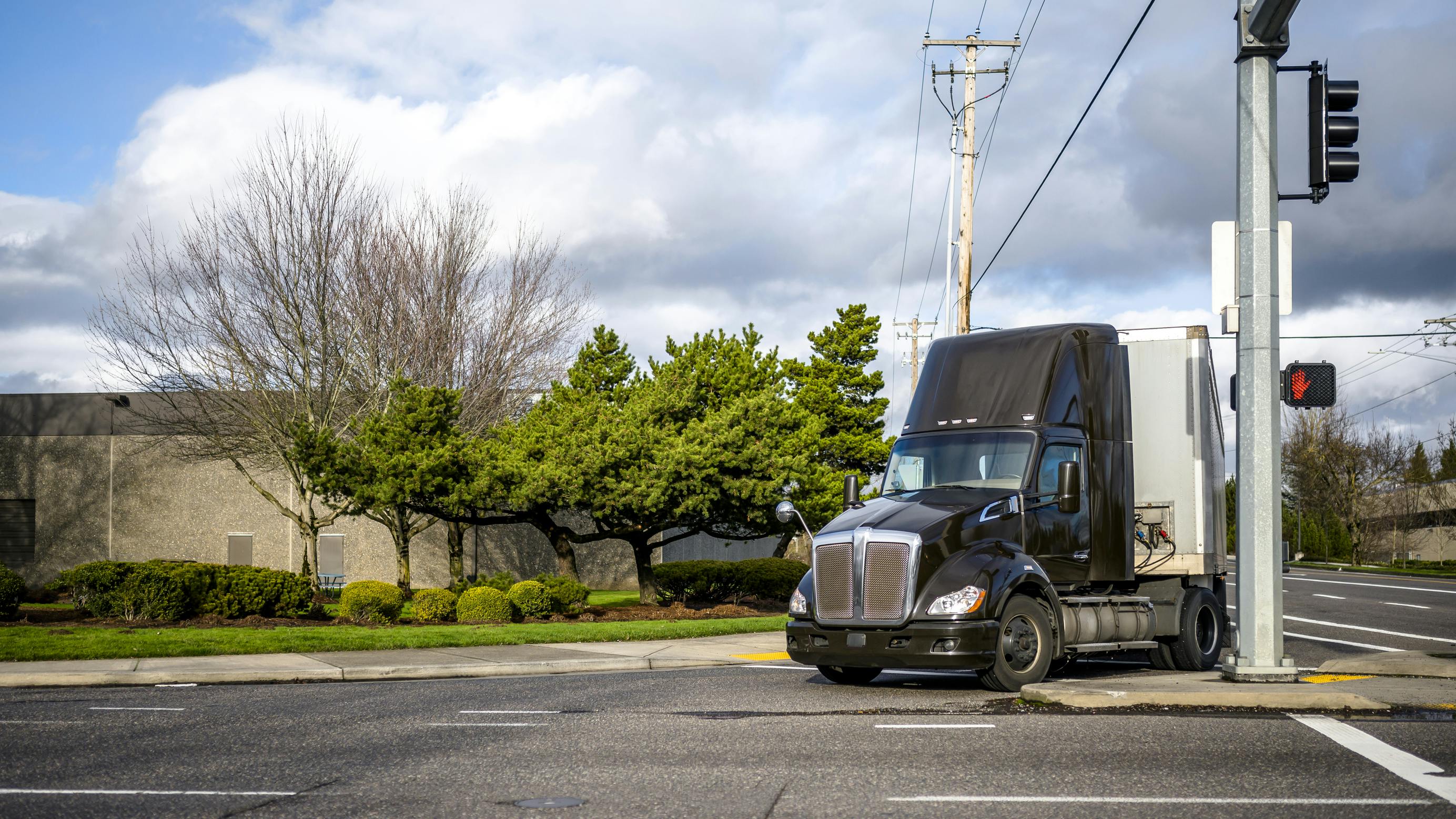 Dedicated safety managers gain importance as trucking compliance demands increase