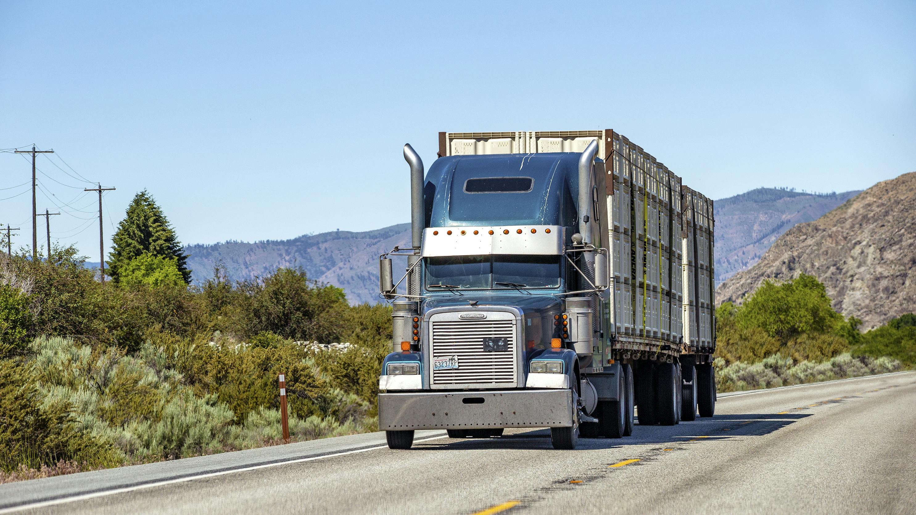 Spot truckload rates rise across dry van, refrigerated, and flatbed markets to multi-year highs
