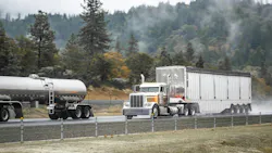 How detention time is reducing trucking efficiency and increasing carrier costs How detention time is reducing trucking efficiency and increasing carrier costs