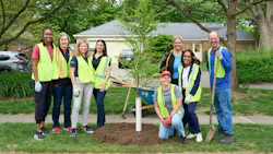 Cummins employees volunteer to grow stronger communities on Arbor Day Cummins employees volunteer to grow stronger communities on Arbor Day