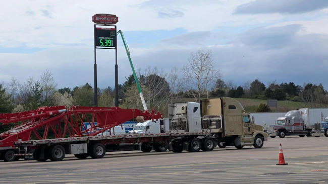 U.S. diesel prices drop after Memorial Day as regional fuel markets show broad declines across key trucking corridors