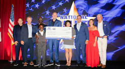 Hyundai marks 10th annual National Salute to America's Heroes with $100,000 donation to Folds of Honor