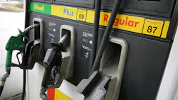 Diesel and gasoline prices decline for fourth straight week amid easing global tensions Diesel and gasoline prices decline for fourth straight week amid easing global tensions