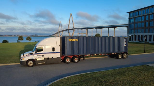 How dedicated contract carriage helps shippers manage freight risk, cost, and capacity