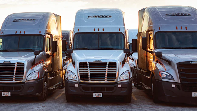 6a331ba540bbaee80d0f97b6 Sndr Trucks 1