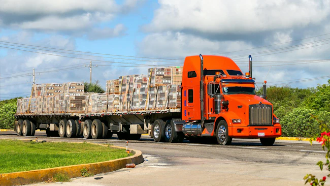 Spot truckload rates decline across dry van, refrigerated, and flatbed markets as freight volumes soften ahead of July 4th demand surge