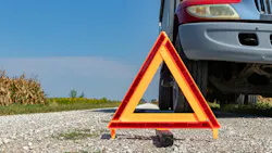 Roadside tire service safety: How fleets can reduce technician accidents