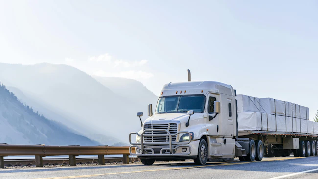FMCSA revokes 10 ELD devices, warns trucking fleets of compliance violations