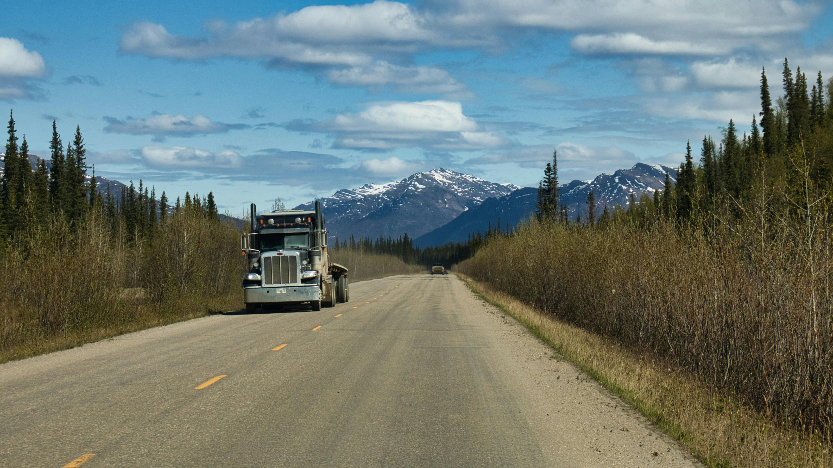 ATRI releases 2026 trucking operational cost report for fleet benchmarking