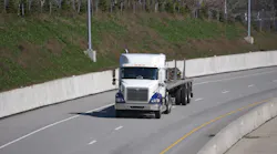 Spot market rates fall for dry van, refrigerated, and flatbed freight in latest data