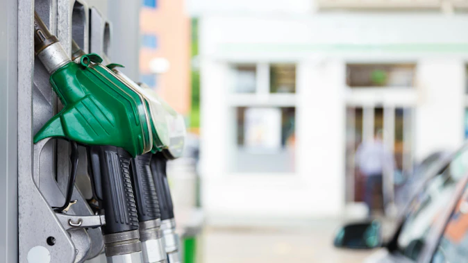 Diesel prices rise as trucking fleets await Strait of Hormuz reopening deal