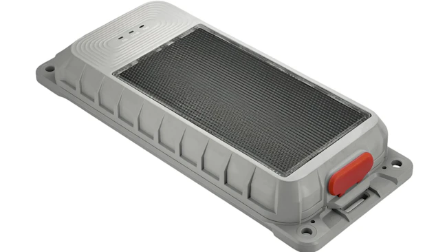 Azuga solar asset tracker improves trailer and equipment tracking for fleets